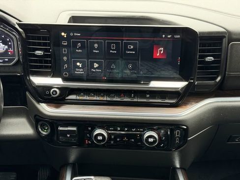 Used 2022 GMC Sierra 1500 SLT image 17