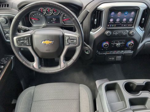 Used 2021 Chevrolet Silverado 1500 LT image 27