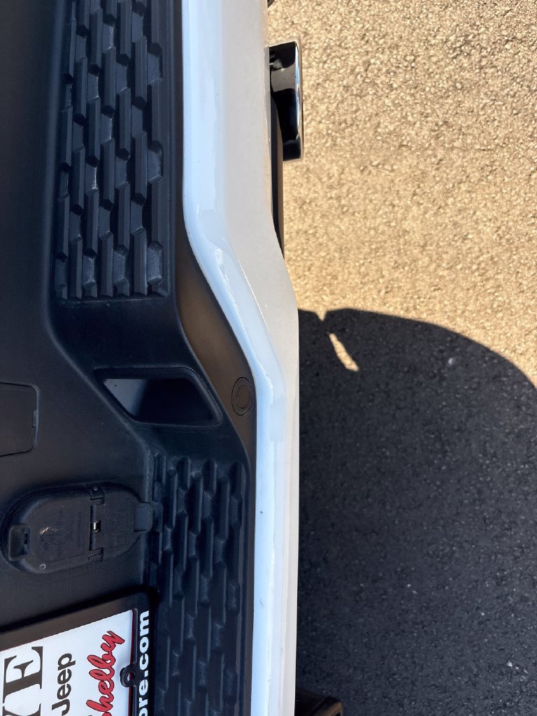 Used 2025 RAM 1500 Limited w/ Body Color Bumper Group AWD/4WD image 19
