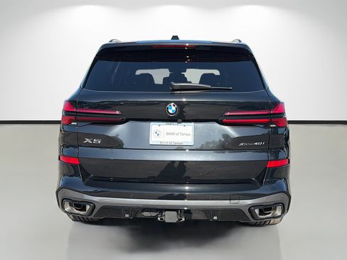 New 2026 BMW X5 xDrive40i w/ M Sport Package AWD/4WD image 4