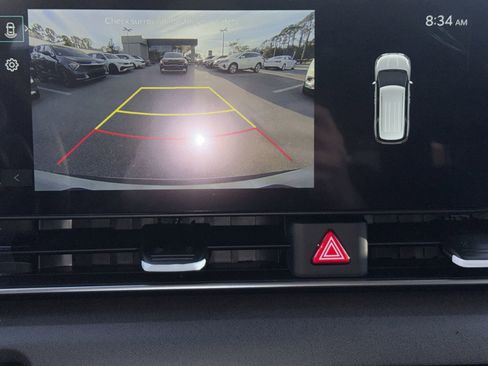 New 2026 Kia Carnival EX FWD image 22