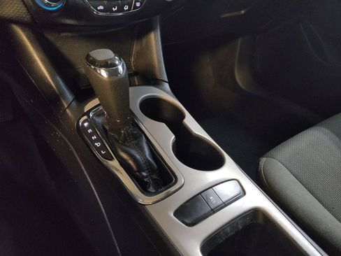 Used 2018 Chevrolet Cruze LS FWD image 26