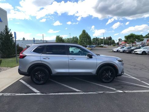 Used 2024 Honda CR-V Sport image 16