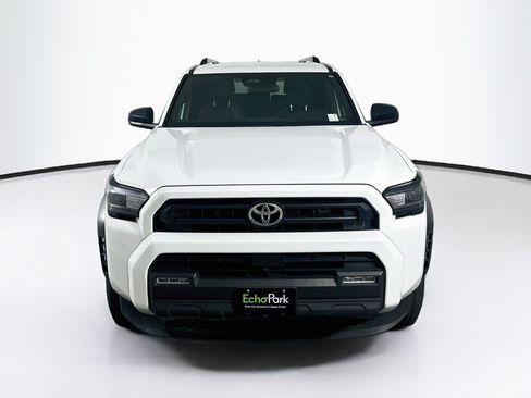 Used 2025 Toyota 4Runner SR5 AWD/4WD image 2