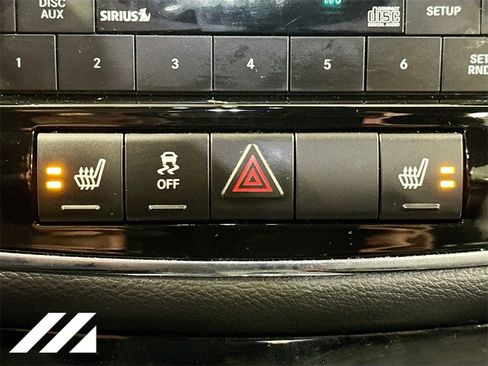 Used 2013 Chrysler 200 Limited image 19