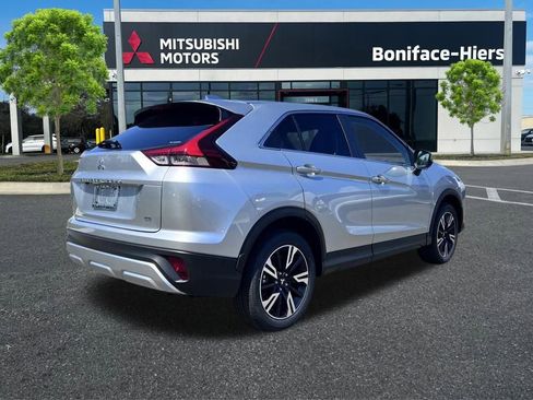 New 2024 Mitsubishi Eclipse Cross SE image 16