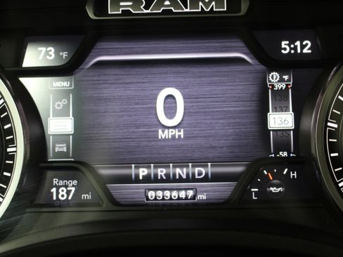 Used 2022 RAM 1500 Laramie AWD/4WD image 14