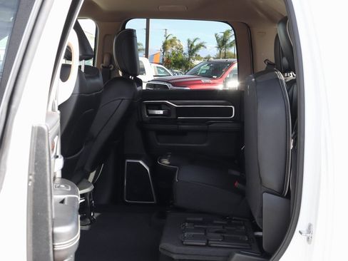 Used 2020 RAM 2500 Laramie image 33