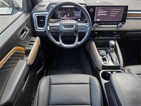 Used 2023 GMC Canyon Denali image 12