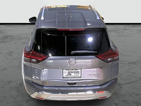 Used 2023 Nissan Rogue Platinum w/ Platinum Premium Package image 3