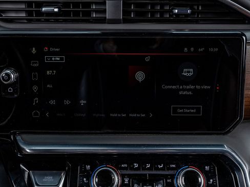 Used 2025 GMC Sierra 2500 Denali Ultimate image 25