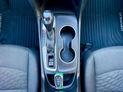 Used 2019 Chevrolet Equinox LT image 14