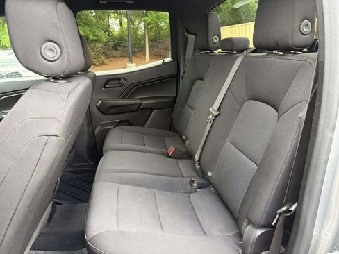 Used 2023 Chevrolet Colorado W/T RWD image 10