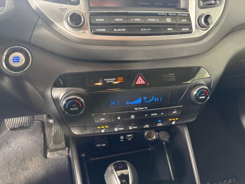 Used 2017 Hyundai Tucson Limited image 15