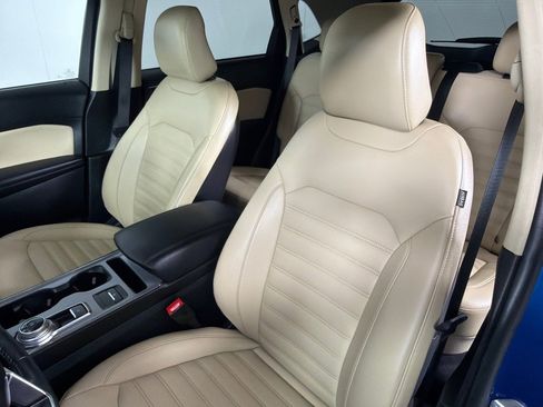 Used 2021 Ford Edge SEL w/ Cargo Accessory Package FWD image 13