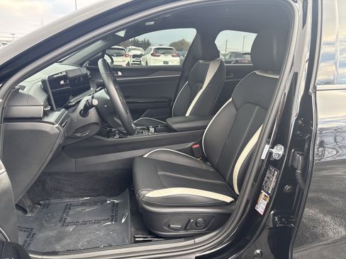 Used 2026 Kia K5 GT-Line w/ GT-Line Premium Package image 17