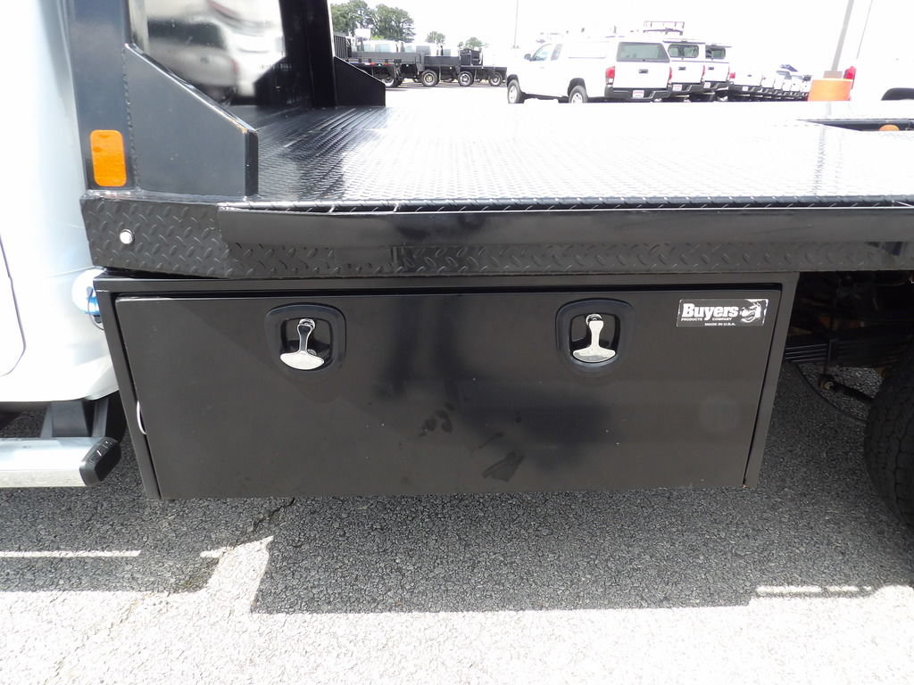 Used 2024 RAM 5500 Tradesman w/ Chrome Appearance Group AWD/4WD image 48
