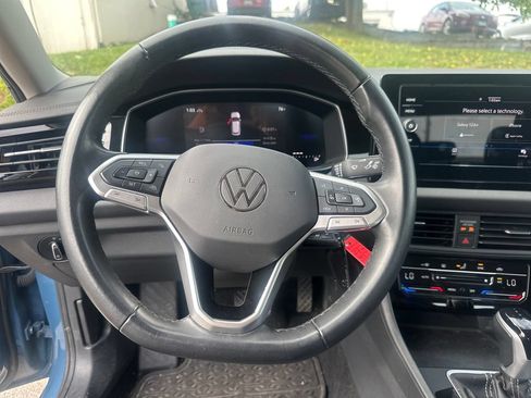 Used 2025 Volkswagen Jetta S FWD image 13
