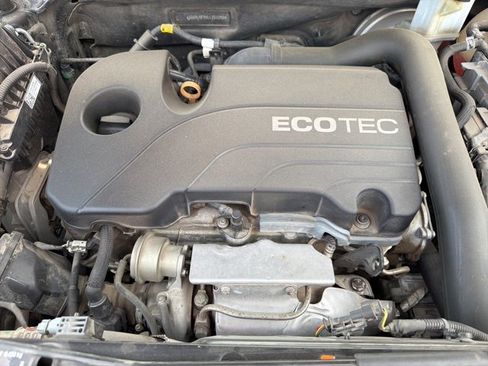 Used 2020 GMC Terrain SLE w/ Elevation Edition image 17