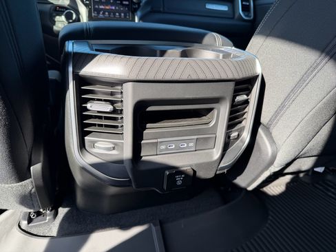New 2026 RAM 1500 Big Horn AWD/4WD image 15