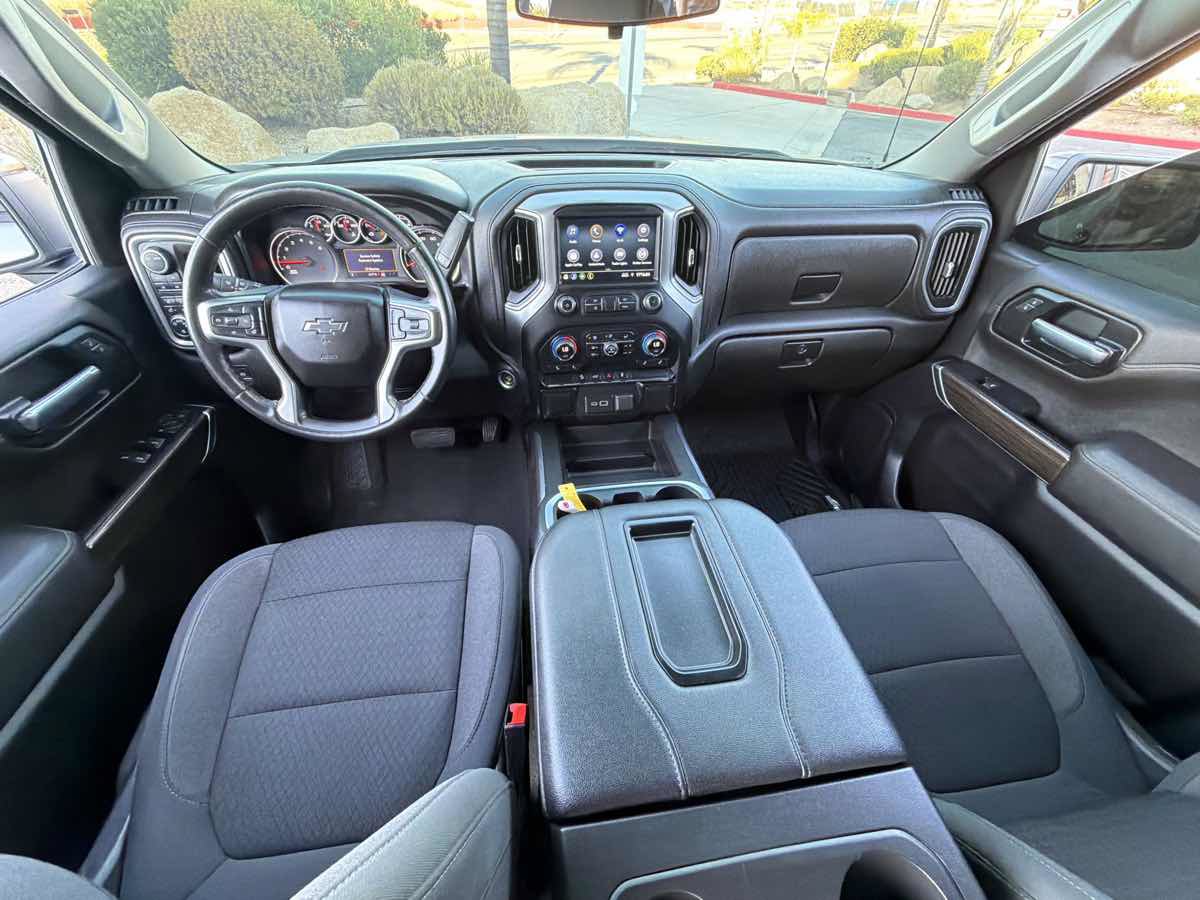 Used 2021 Chevrolet Silverado 1500 LT Trail Boss w/ Bed Protection Package AWD/4WD image 6
