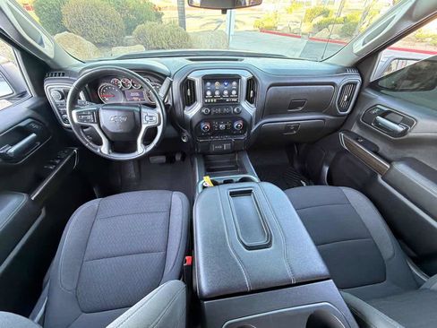 Used 2021 Chevrolet Silverado 1500 LT Trail Boss w/ Bed Protection Package AWD/4WD image 6
