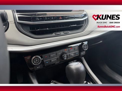 Used 2025 Jeep Compass Limited AWD/4WD image 25