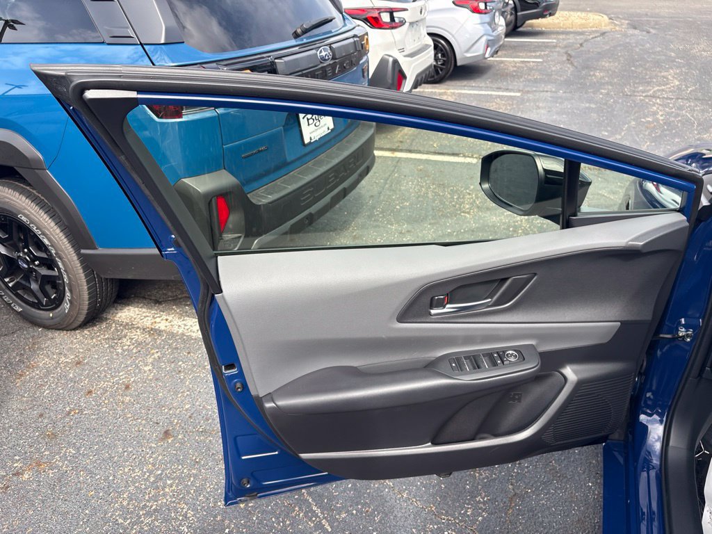 Used 2026 Toyota Prius XLE FWD image 18