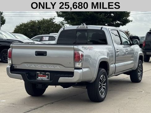 Used 2023 Toyota Tacoma TRD Sport AWD/4WD image 4
