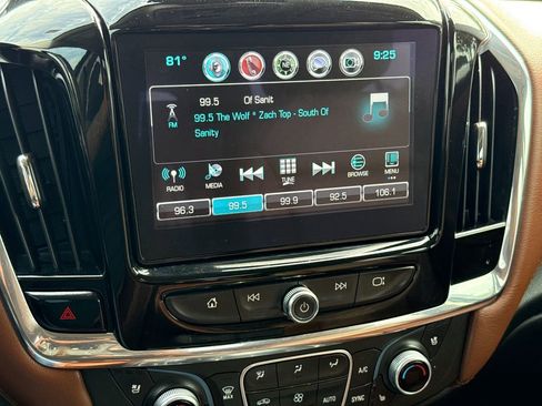 Used 2018 Chevrolet Traverse High Country AWD/4WD image 27