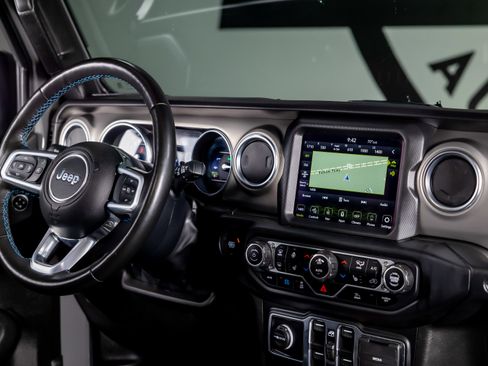 Used 2022 Jeep Wrangler Unlimited Rubicon 4xe w/ Cold Weather Group image 33