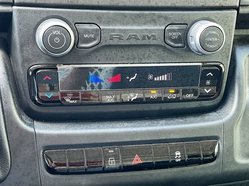 Used 2025 RAM ProMaster 1500 FWD image 15