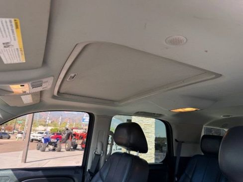 Used 2012 GMC Yukon SLT w/ SLT Chrome Package AWD/4WD image 27
