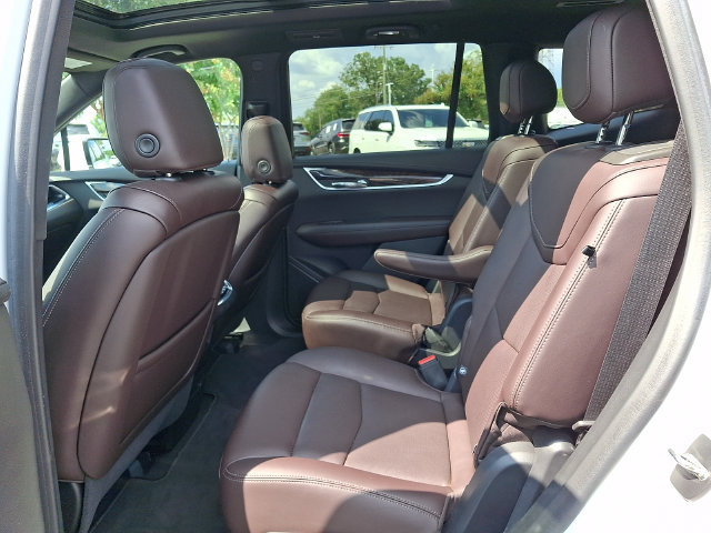 Used 2021 Cadillac XT6 Premium Luxury FWD image 9