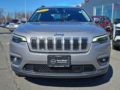 Used 2019 Jeep Cherokee Latitude w/ Popular Appearance Group