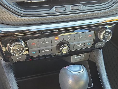 Used 2022 Jeep Compass Trailhawk w/ Trailhawk Convenience Group image 15