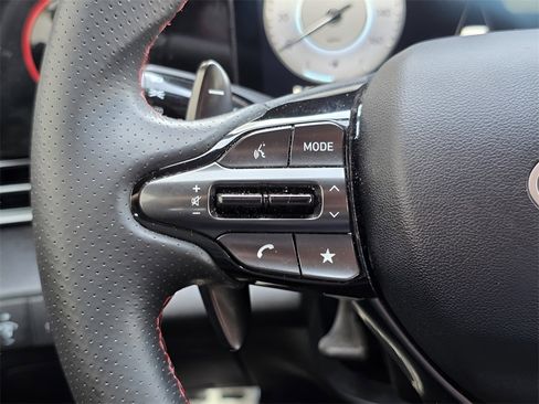 Certified 2025 Hyundai Elantra N Line image 26