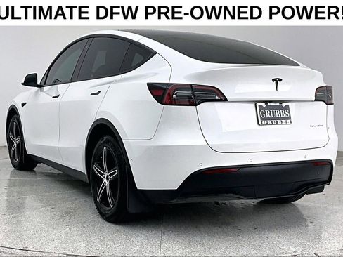 Used 2021 Tesla Model Y Long Range AWD/4WD image 2