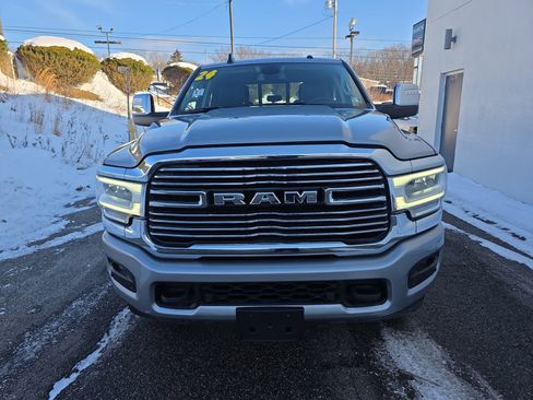 Used 2024 RAM 2500 Laramie image 11