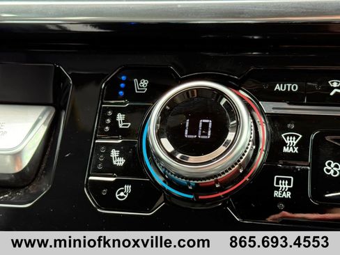 Used 2024 GMC Sierra 1500 Denali AWD/4WD image 31
