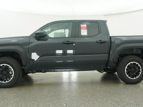 New 2026 Toyota Tacoma TRD Off-Road AWD/4WD image 34