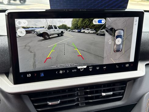 Used 2026 Ford Explorer Tremor w/ Tremor Convenience Package AWD/4WD image 6
