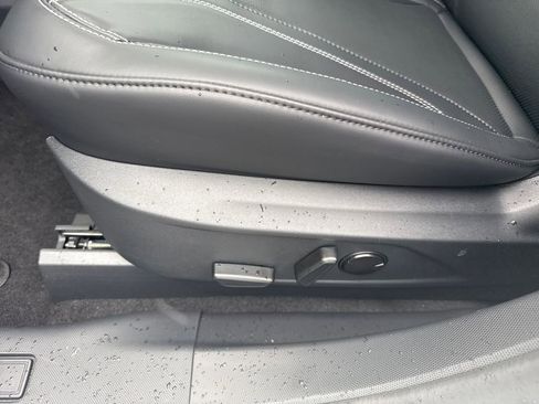 Used 2024 Ford Mustang Mach-E Premium image 26