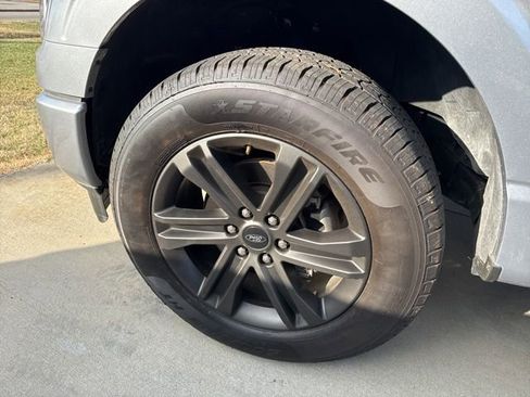 Used 2022 Ford F150 Lariat image 5