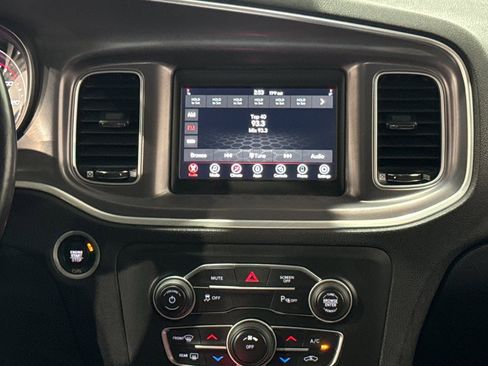 Used 2021 Dodge Charger SXT w/ Leather Interior Group image 14