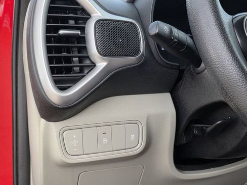 Used 2022 Kia Soul LX image 17