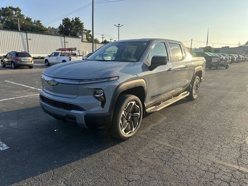 New 2026 Chevrolet Silverado EV LT image 4