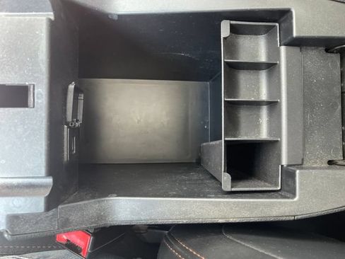 Used 2017 Ford Explorer XLT w/ Equipment Group 202A FWD image 26