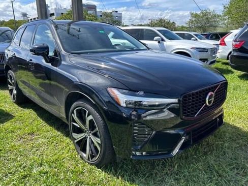 Used 2023 Volvo XC60 B5 Ultimate w/ Protection Package Premier image 1