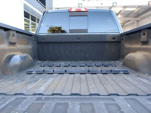 Used 2018 GMC Sierra 2500 SLE w/ SLE Preferred Package image 21